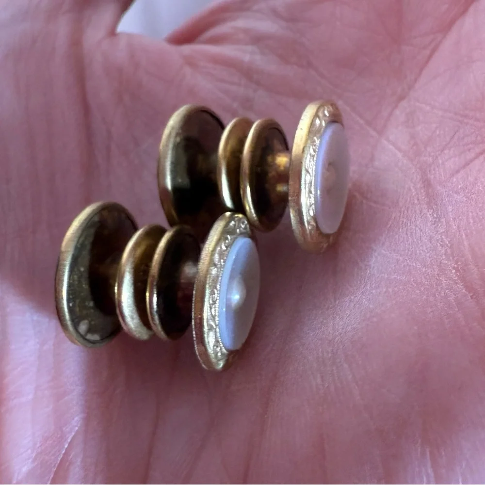Vintage 1920-1940 Retro Art Deco Mother of Pearl etched Gold Cufflinks